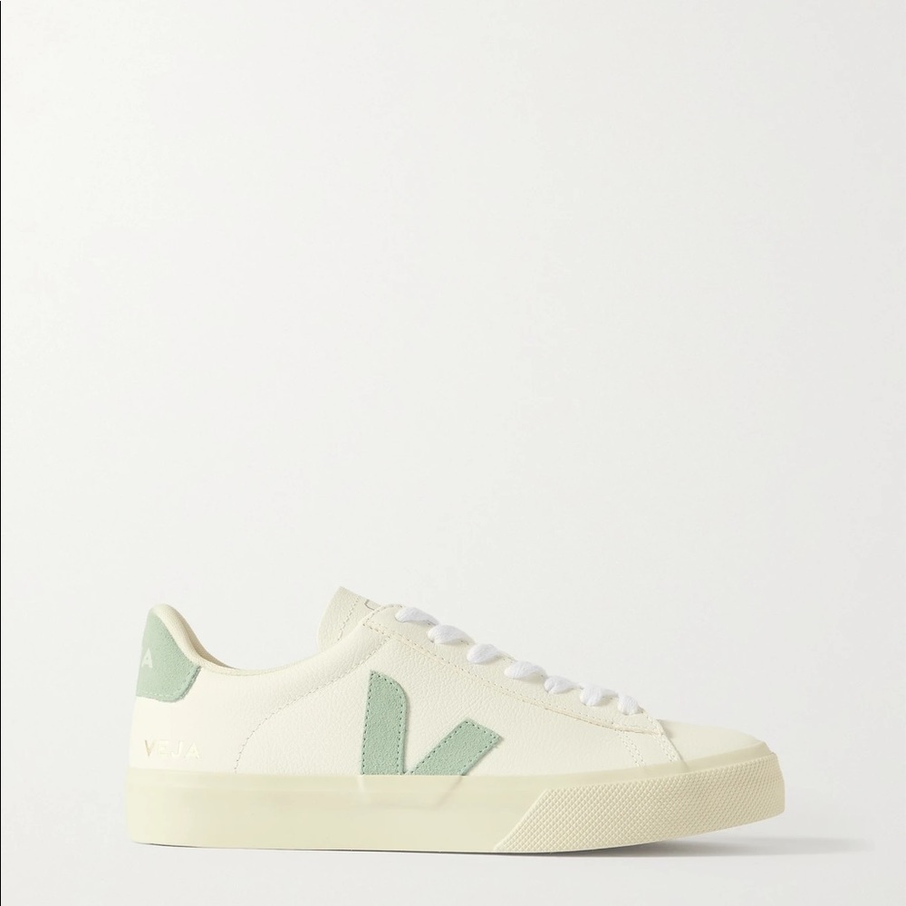 Veja Campo Sneaker Extra White/Matcha Suede sz 39EU/8US New in Box